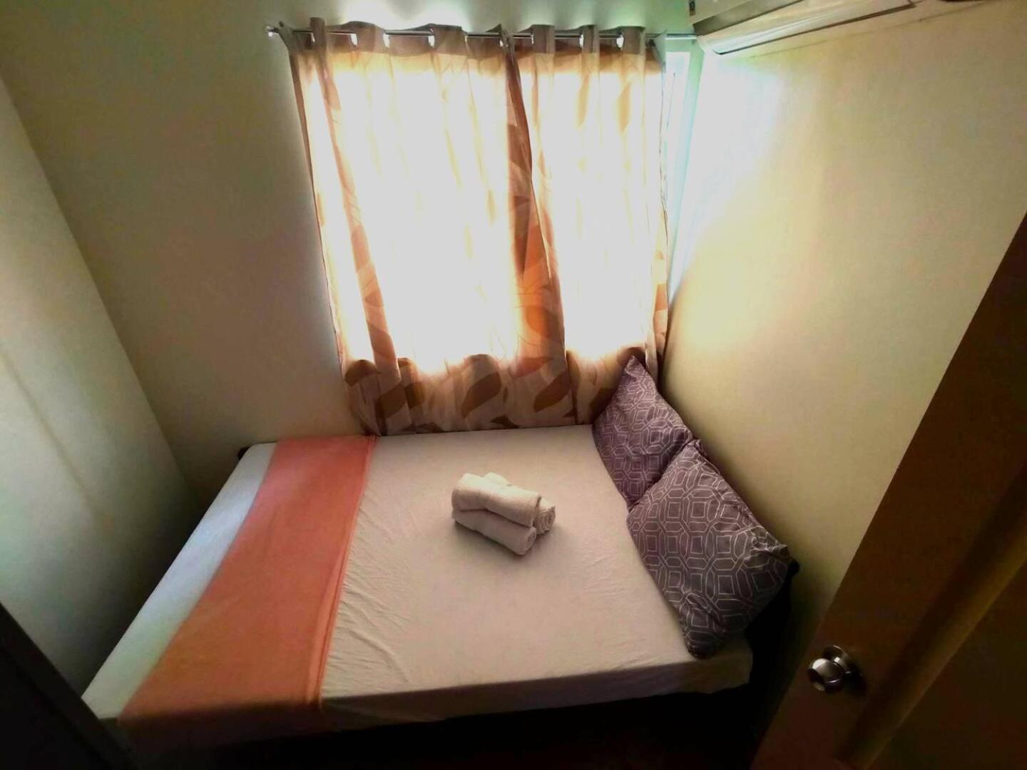Kara'S Suite Cebu Exterior photo