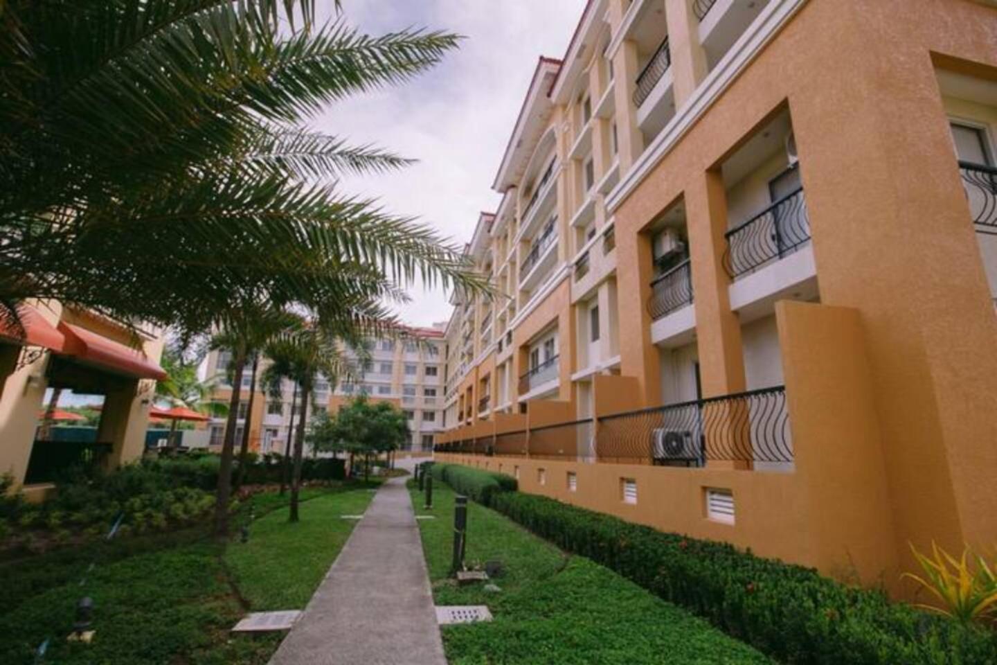 Kara'S Suite Cebu Exterior photo