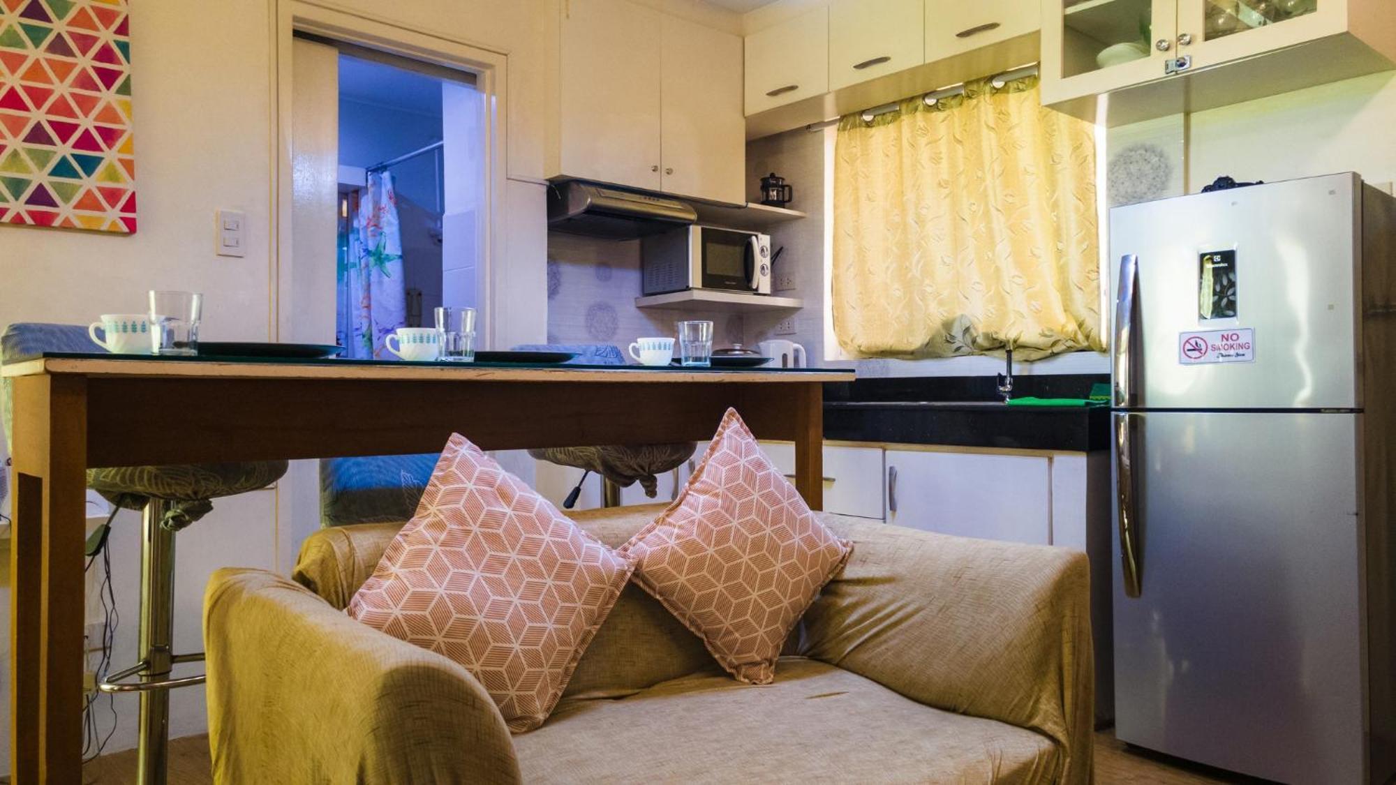 Kara'S Suite Cebu Exterior photo